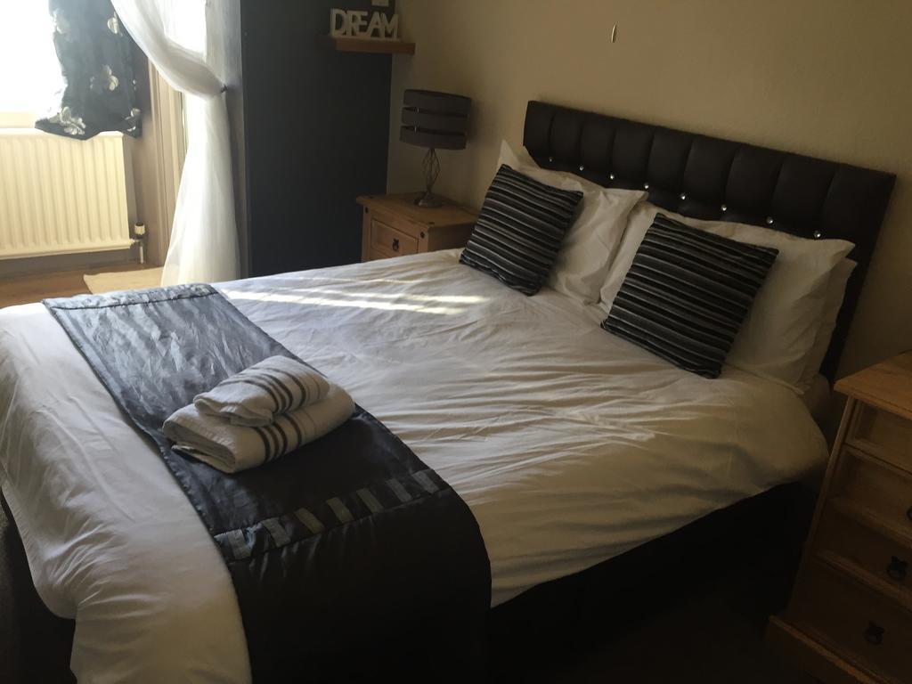 Dimple Well Lodge Hotel Wakefield Quarto foto